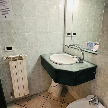 Casa Carlotta Pensión Follonica